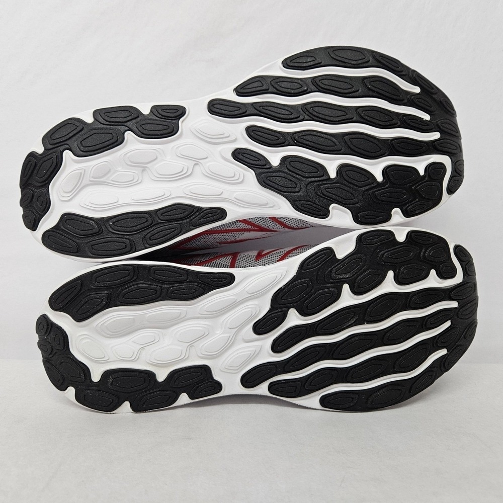 New Balance Fresh Foam 680 V8 Running Shoe M680RW8 White Black Men Sz 11.5 XWide - Picture 8 of 11